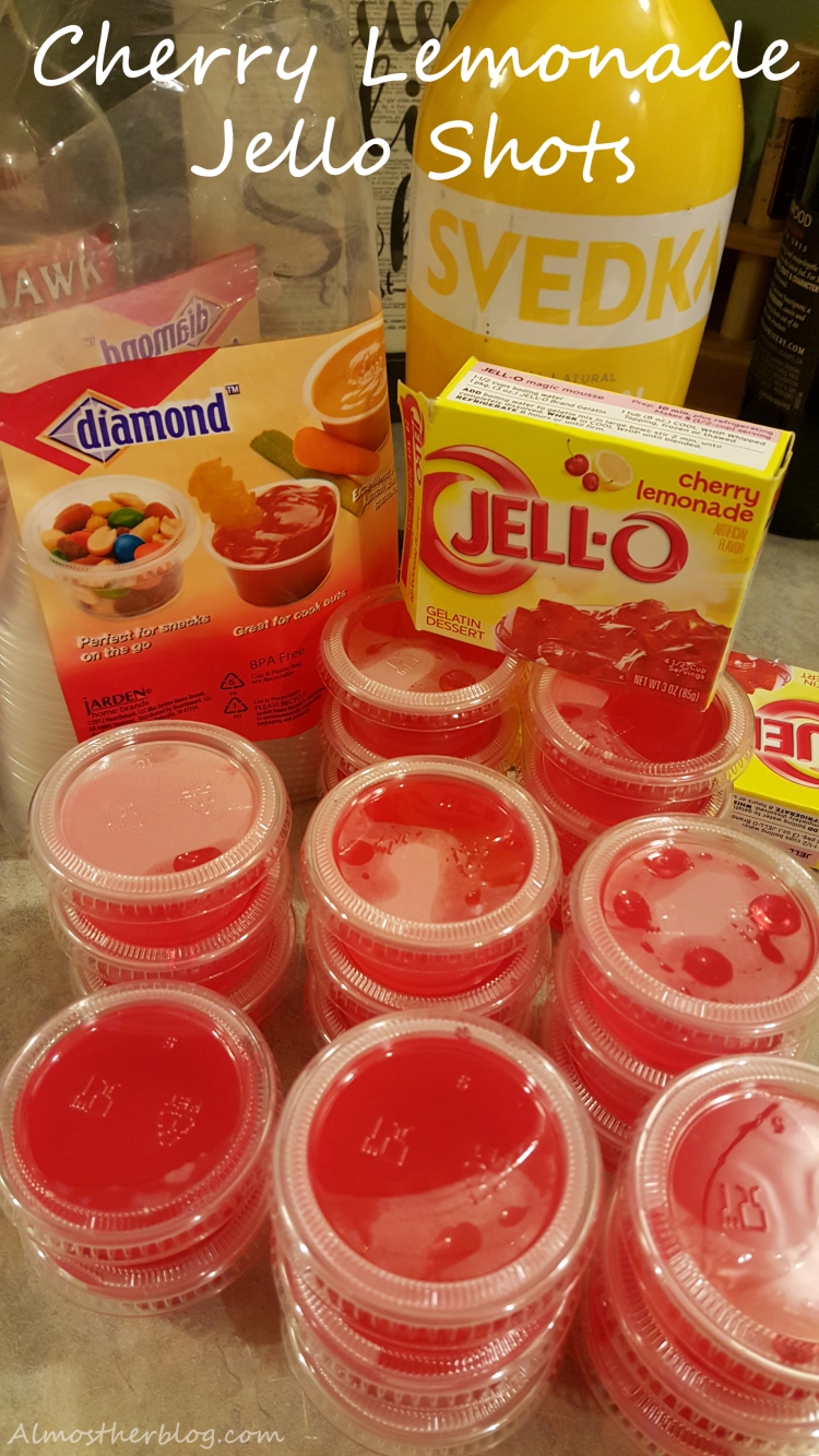 Best jello shots ever! Cherry Lemonade frollom Almost Her Blog. #jelloshots #cherrylemonade