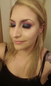Look with Urban Decay's Electric Palette #urbandecay #electricpalette #funeyeshadow www.almostherblog.com