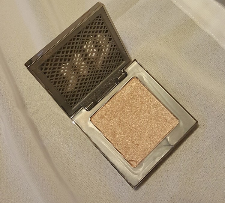 Urban Decay's Afterglow Highlighter in Sin #UrbanDecay #afterglow #highlight www.almostherblog.com