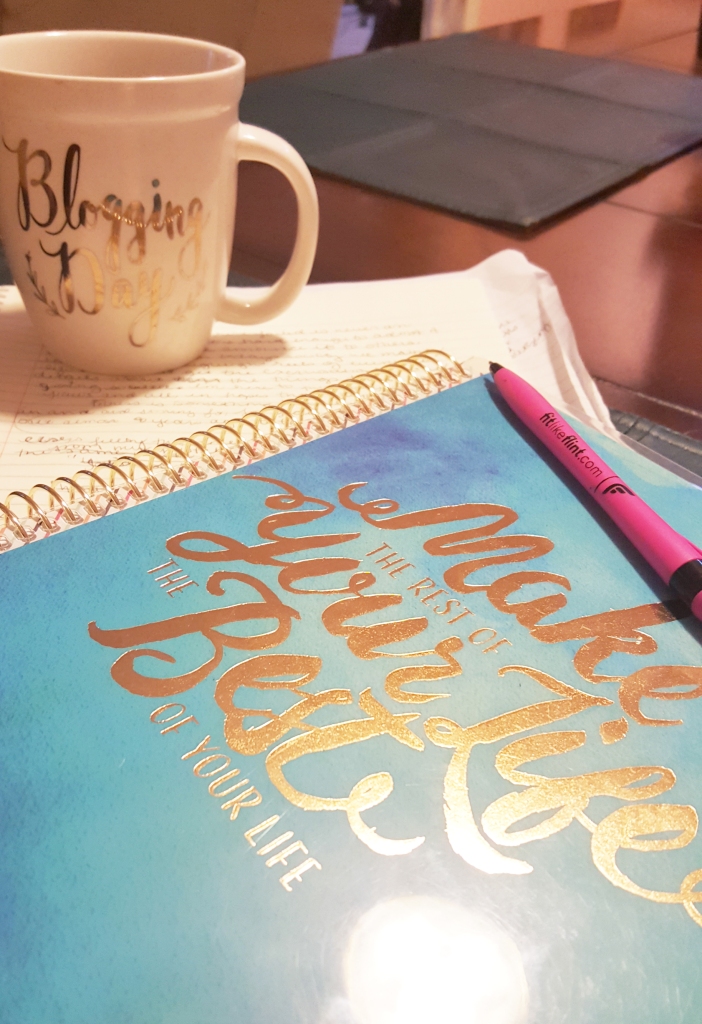 Blogging Day mug!! Make the rest of your life the best of your life journal! #happyjournal #bloggingday
